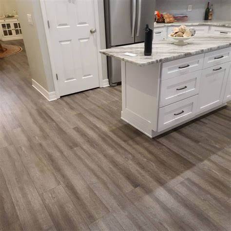 vinyl flooring tampa